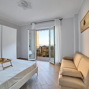 Charm Of , Noli Italia